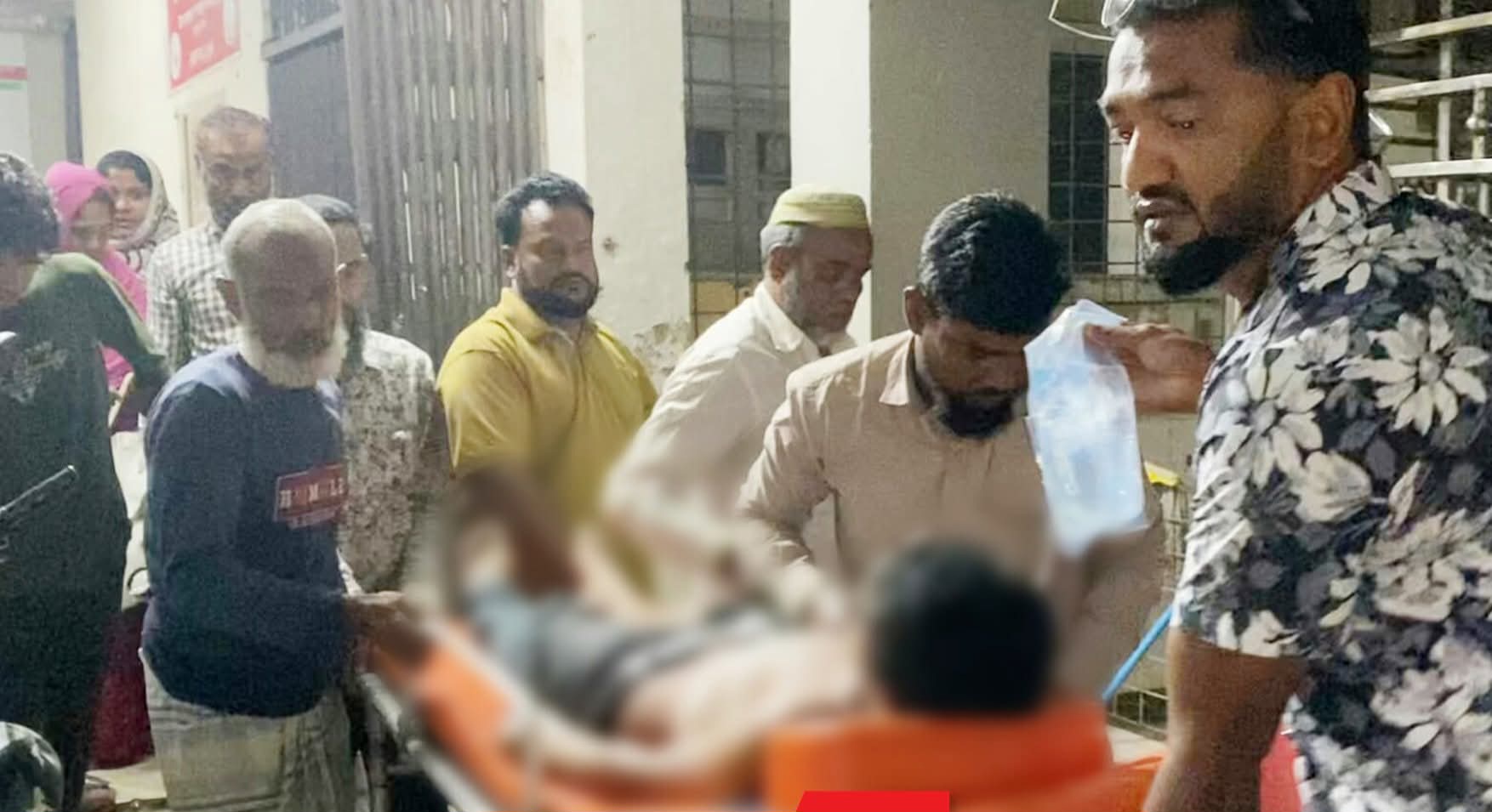 দোহার বাজারে কিশোরকে ছুরিকাঘাত গুরুতর আহত অবস্থায় ঢাকায় প্রেরণ